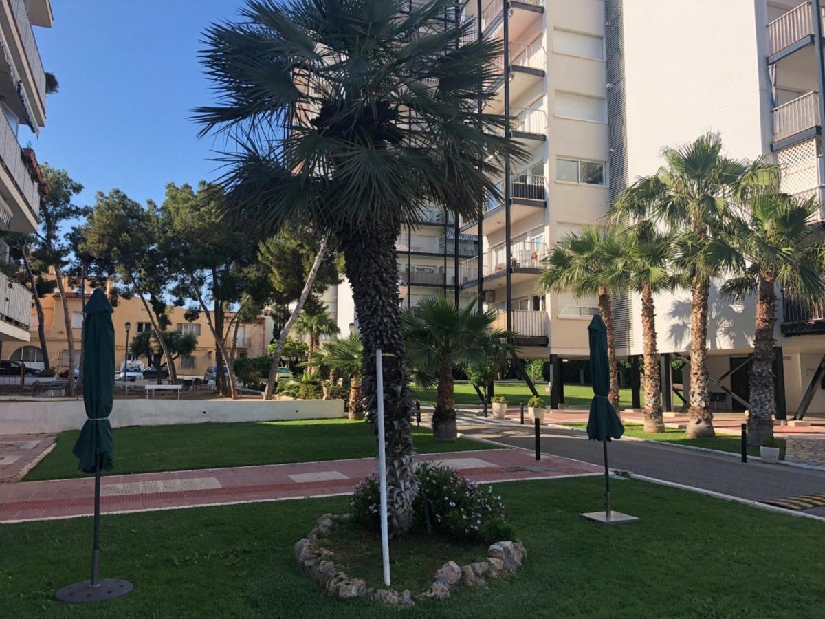 Ciruela Apart Apartment Ситжес Екстериор снимка